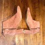 Stuart Weitzman  Gradiner Block Heel Pointed Toe Suede Boots Photo 4