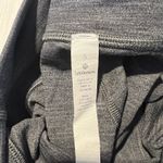 Lululemon Leggings Women's 6 Gray Wunder Under 7/8 Tight Yoga Pilates LW5C15S Photo 3