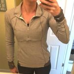 Lululemon 1/2 Zip Photo 0