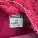 Silver Jeans  Toni 3 1/2 distressed crimson raw hem shorts sz 28 Photo 2