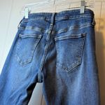 Gap Girlfriend Denim Cropped Jeans Medium Wash Blue Denim Slim Fit Women Size 2R Photo 4