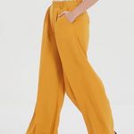 Elegant Wide Photo 2