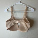 Lively nude cream t Photo 3