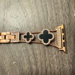 Rose Gold Cloverleaf Compatible for Apple Watch Bands Photo 2