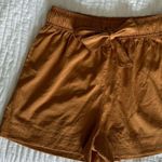 Evereve Shane Tie-Waist Short Photo 0