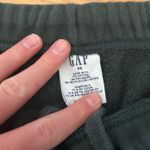 Gap  men’s sweatpants  Photo 2