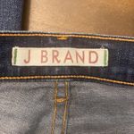 J Brand  medium wash skinny leg‎ skinny jeans size 28 Photo 3