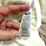 Aritzia TNA Midi Cargo Skirt Cream White Size 00 Photo 2