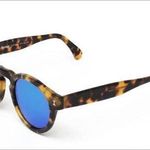 illesteva blue polarized sunglasses Photo 0