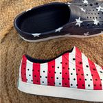 NATIVE Women’s Sz 8 American Flag Slip On Shoes Red White Blue Stars Photo 2