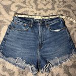 Abercrombie & Fitch  Curve Love High Rise Mom Denim Short🔹 Photo 3