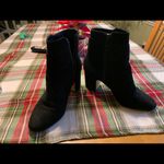 Bella Vita Ankle booties- black suede/ inside zipper Photo 3