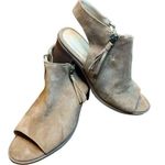 Adam Tucker  Women's Sling Back 2.75" Heels. Size 7 Like New Condition Photo 0