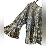Bold Elements  silver sequins top 3/4 length bell sleeves Large Photo 1