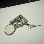 Spoontiques Hairstylist Tools Hairdryer Mirror Brooch Pin Pewter Tone Signed Silver Photo 8