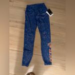 NEW FOCO Women's NBA Team Color Cloud Leggings NY Knicks S 24” inseam Blue Photo 3