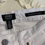 Jones New York Size 6 White Madison Slim Ankle Jeans Photo 5