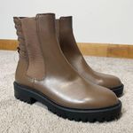 Gap Women's Brown Chelsea Boot Size 6, NWT Photo 0