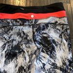 Active Life  L multi color print athletic leggings size small Photo 5