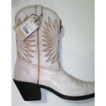 Ariat New NWT Womens 7.5 Goldie Boot Western Distressed White Leather Short Photo 6