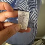 Everlane Women’s Oxford Top Blue and White Stripe Size 2 Long Sleeve Collar Photo 3