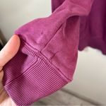 Nike Women’s Magenta Pink Center Swoosh Crewneck Sweatshirt Small Photo 5