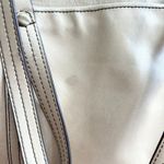 Hobo Flourish Leather Shoulder Bag in Cream Top Zip Tan Photo 4