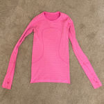 Lululemon  Long Sleeve Swiftly Photo 0