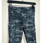 Athleta CAMO 7/8 TIGHT Black and Grey Size Small Photo 2