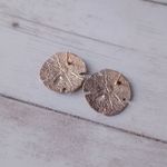 Vintage Stud Earrings Gold Tone Sand Dollar Beach Theme Seaside Photo 3