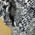 Hippie Rose New  Snake Print Top Black White Size L Large Front Twist Photo 3