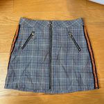 Signature 8 PLAID ZIP UP SKIRT Photo 0
