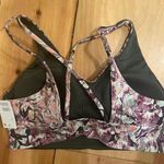 Lululemon Sports Bra Photo 4