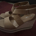 Soda  Sandals Platform Tan Photo 0