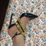 Saint Laurent patent leather high heel evening shoe with gold ribbon Photo 5