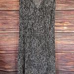 Laura Ashley Black and White Sleeveless V-Neck Dress. Photo 0