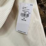 Old Navy  Super-Flare Pants petite medium Photo 5