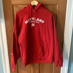 Gildan Maryland Terps Field Hockey Red Hooded Sweatshirt Size XL Men's or Women's Photo 0