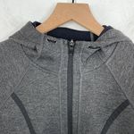 Athleta Fuse Hooded Scuba Gray Thumbhole
Zipper Pocket Zip Up Jacket Sz Small Photo 6