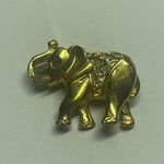 Tiny Signed GIOVANNI Vintage Elephant Rhinestone / Gold Tone Brooch Pin Photo 2