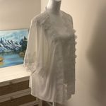 POL  White Lace-Trimmed Kimono. Size Small. Photo 1