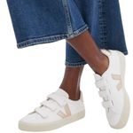 VEJA  ChromeFree Recife Sneakers in white womens 10 Photo 0