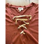 Daytrip BKE Buckle Boutique Shirt Size Small Distressed Short Sleeve Boho Preppy Photo 2