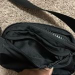 Lululemon  Everywhere Belt Bag 1L Photo 3