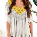 Hummingbird boho floral top size medium Photo 0