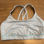Lululemon Energy Bra *Medium Support, B–D Cup
Heathered Larkspur size 8 Photo 0