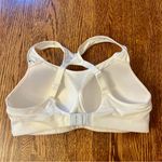 Nike  White Sports Bra Size Medium NWOT Photo 2