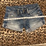 American Eagle GUC Shorts Women’s Size 2 AEO Distressed Denim Jean Shorts Photo 11