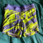 Nike Pros Photo 0