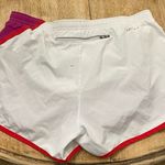 Nike  Dri Fit Women’s SZ‎ S White/Hot Pink Twisted Tempo Shorts Photo 1